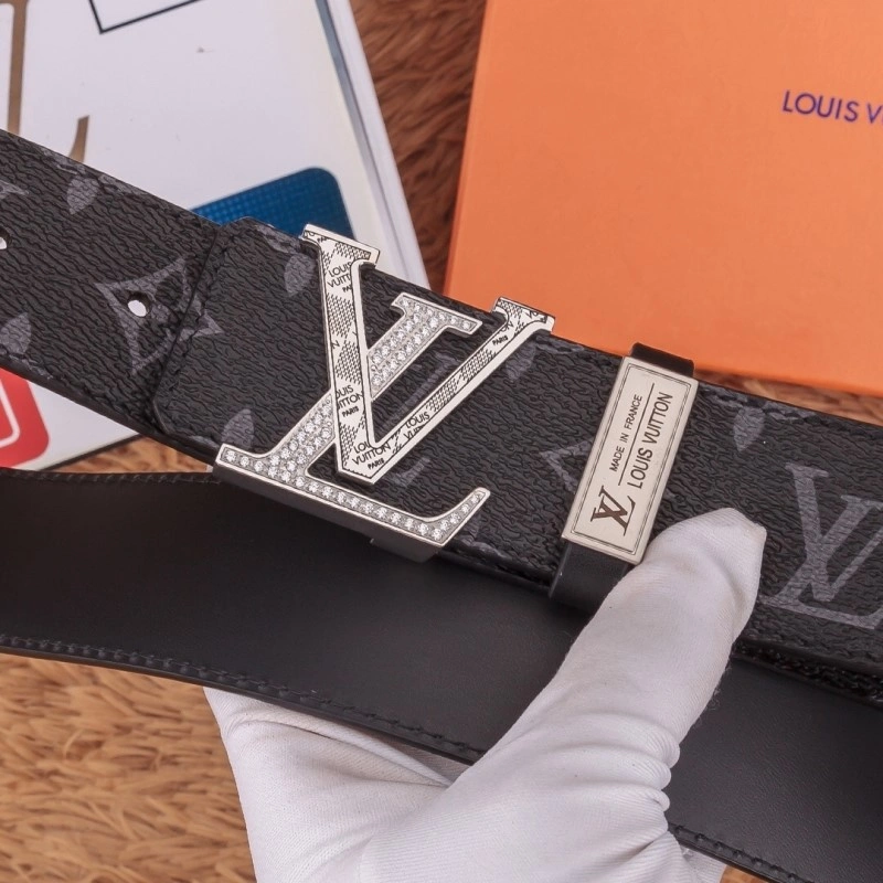 UrbanChic Louis Vuitton Belts 299485