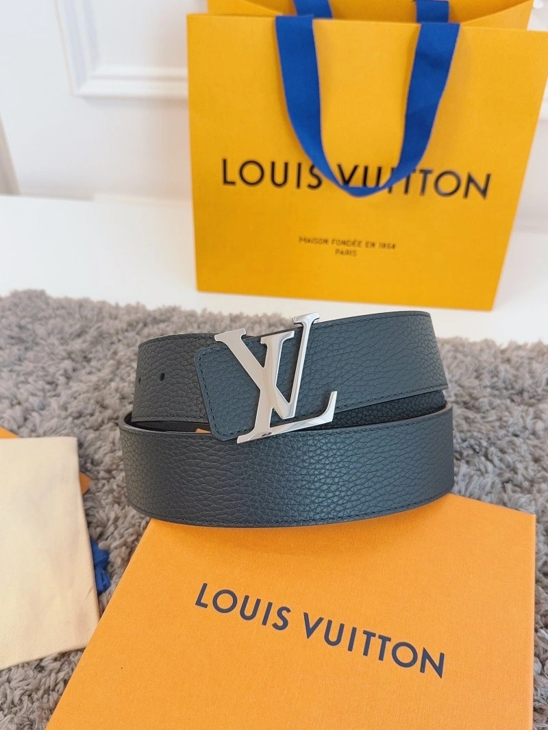 Louis Vuitton Belts ZipUp 299432