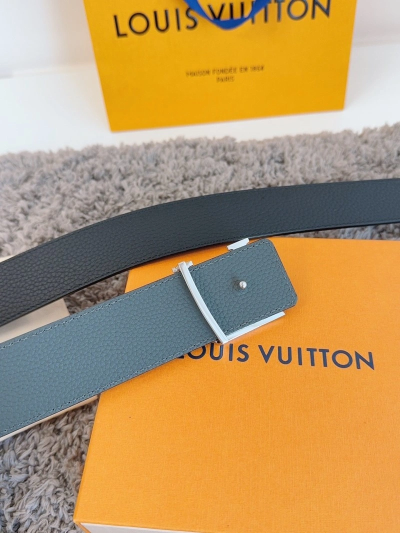 Louis Vuitton Belts ZipUp 299432