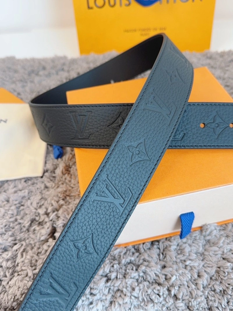 Minimalist Louis Vuitton Belts 299429