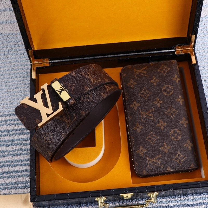 Bright Louis Vuitton Belts 299430