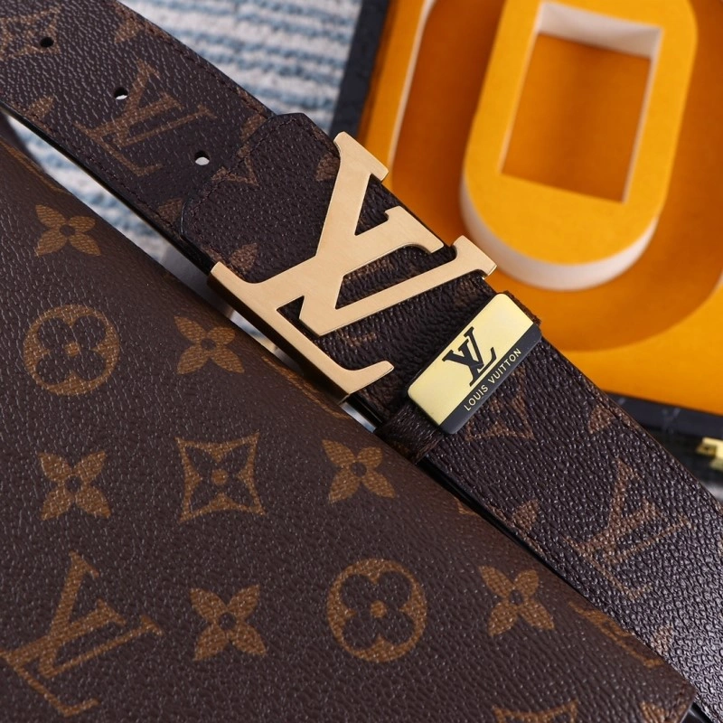 Bright Louis Vuitton Belts 299430