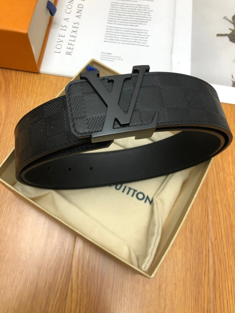 Louis Vuitton Belts UrbanChic 299396