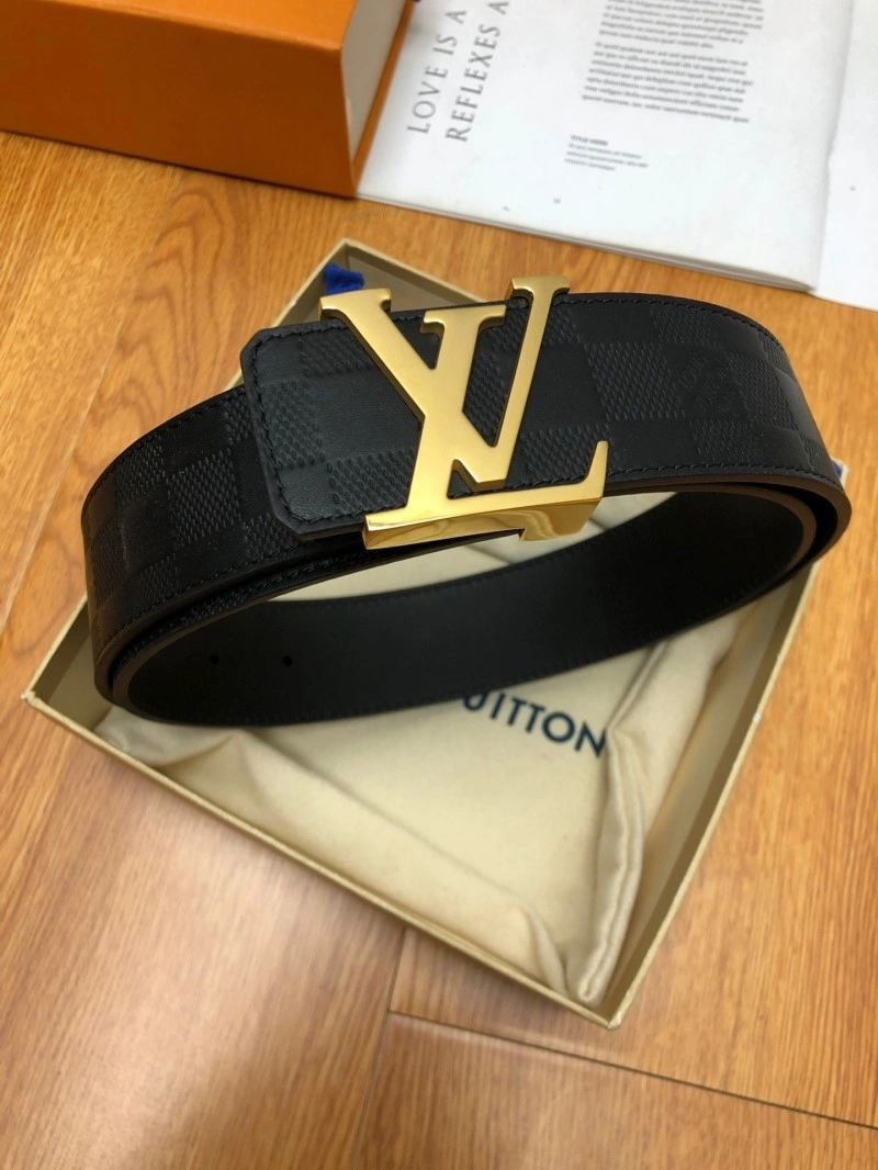 Functional Louis Vuitton Belts 299397