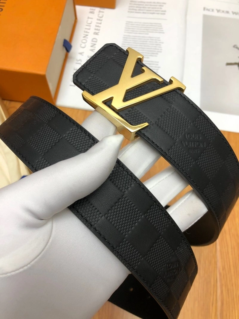 Functional Louis Vuitton Belts 299397