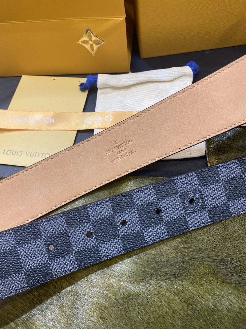 Modern Louis Vuitton Belts 299395