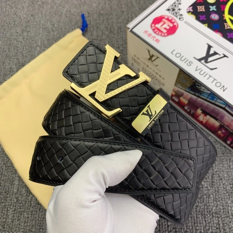 WellDesigned Louis Vuitton Belts 299409