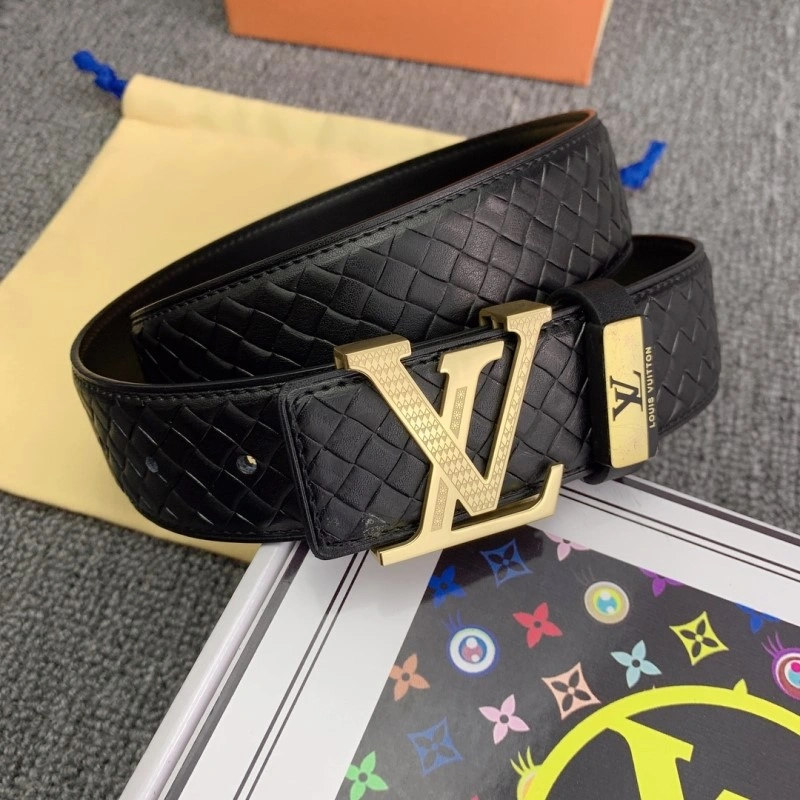 WellDesigned Louis Vuitton Belts 299409