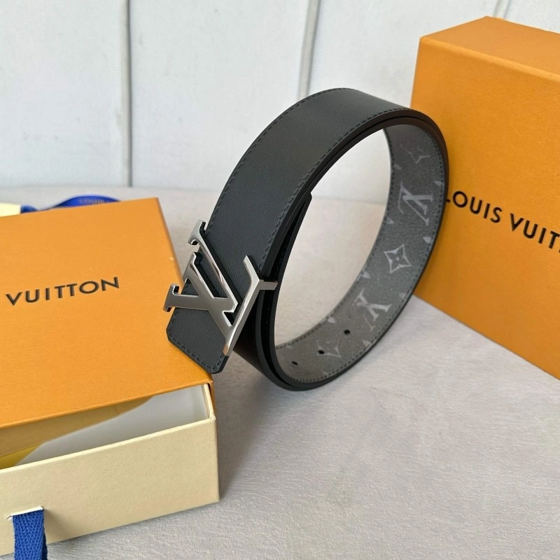 Effortless Louis Vuitton Belts 299352