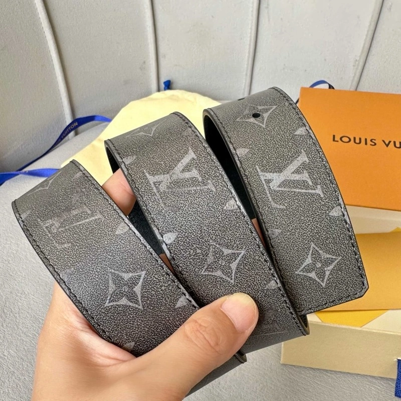 Effortless Louis Vuitton Belts 299352