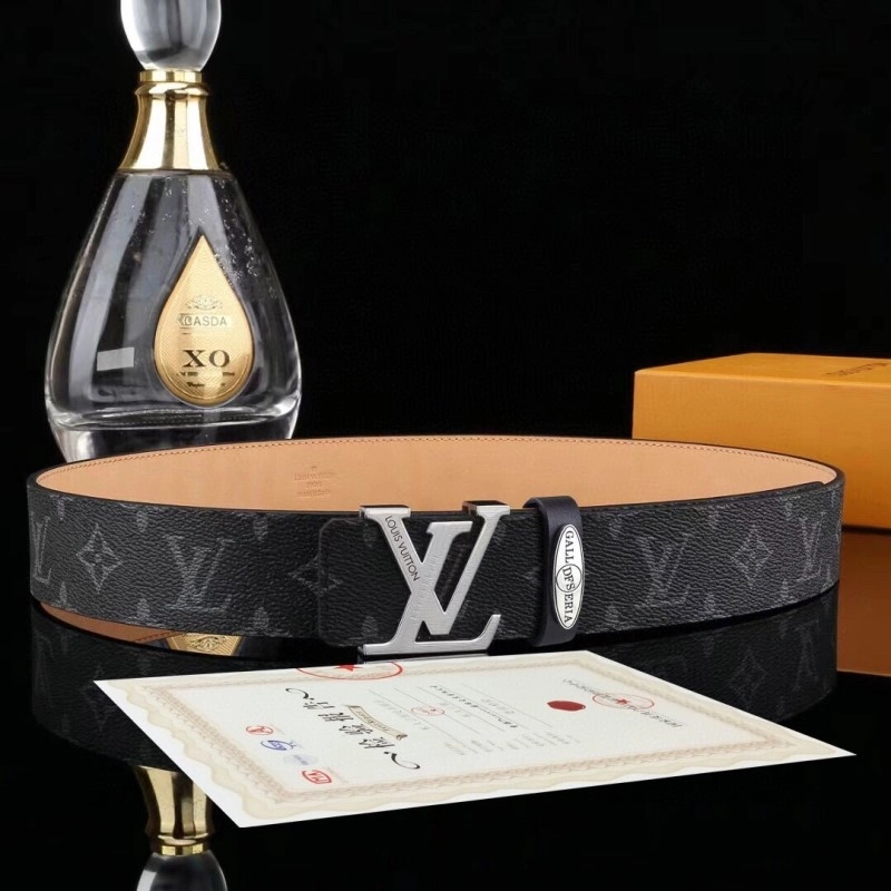 Louis Vuitton Belts Unisex 299379