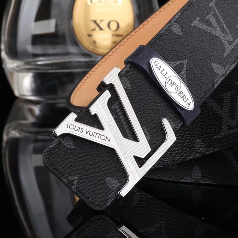 Louis Vuitton Belts Unisex 299379