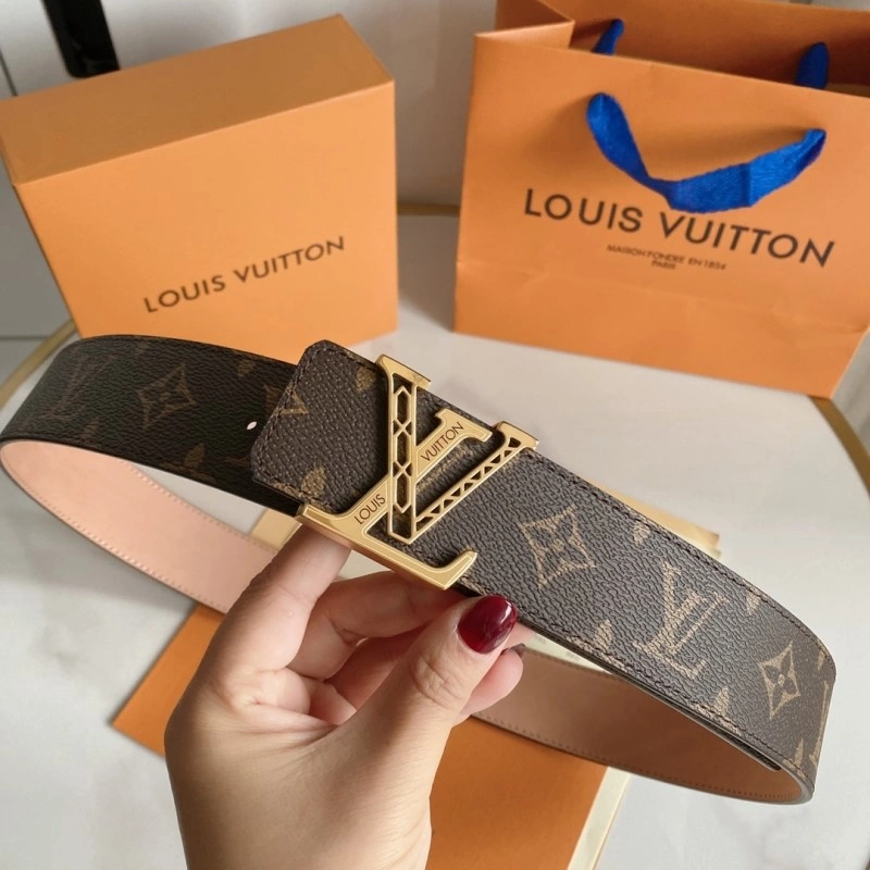 Minimalist Louis Vuitton Belts 299349