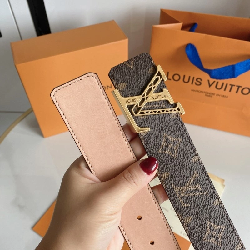 Minimalist Louis Vuitton Belts 299349