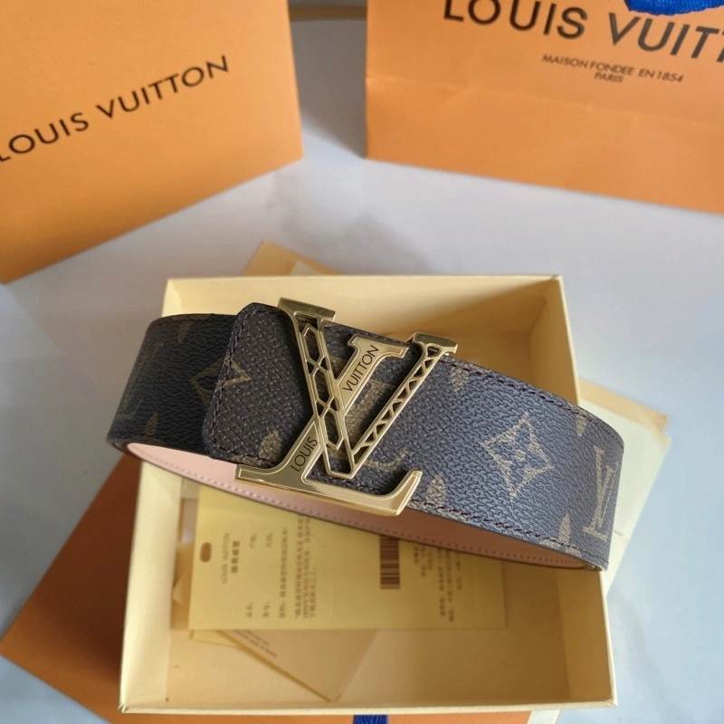 Minimalist Louis Vuitton Belts 299349