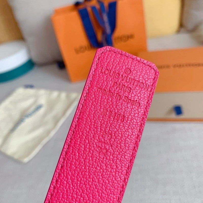 Minimalist Louis Vuitton Belts 299338