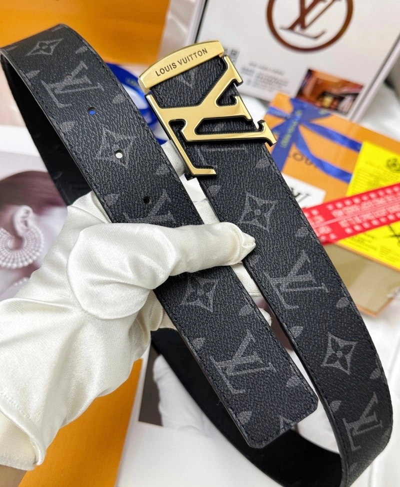 ZipUp Louis Vuitton Belts 299334