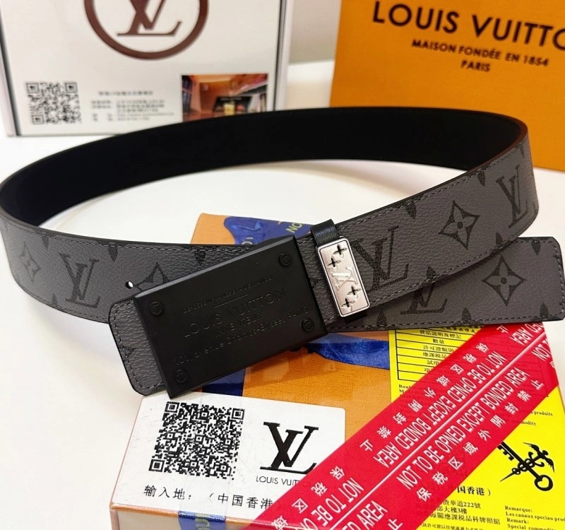 Durable Louis Vuitton Belts 298986
