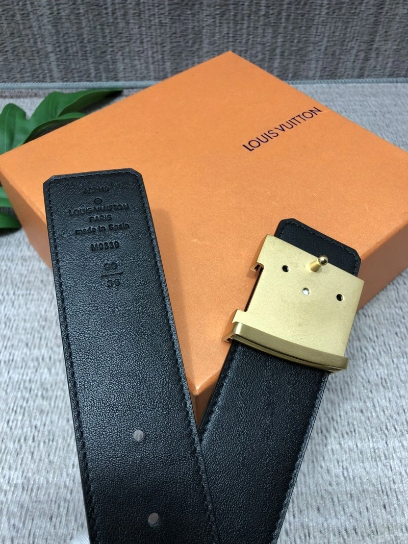 Modern Louis Vuitton Belts 298954
