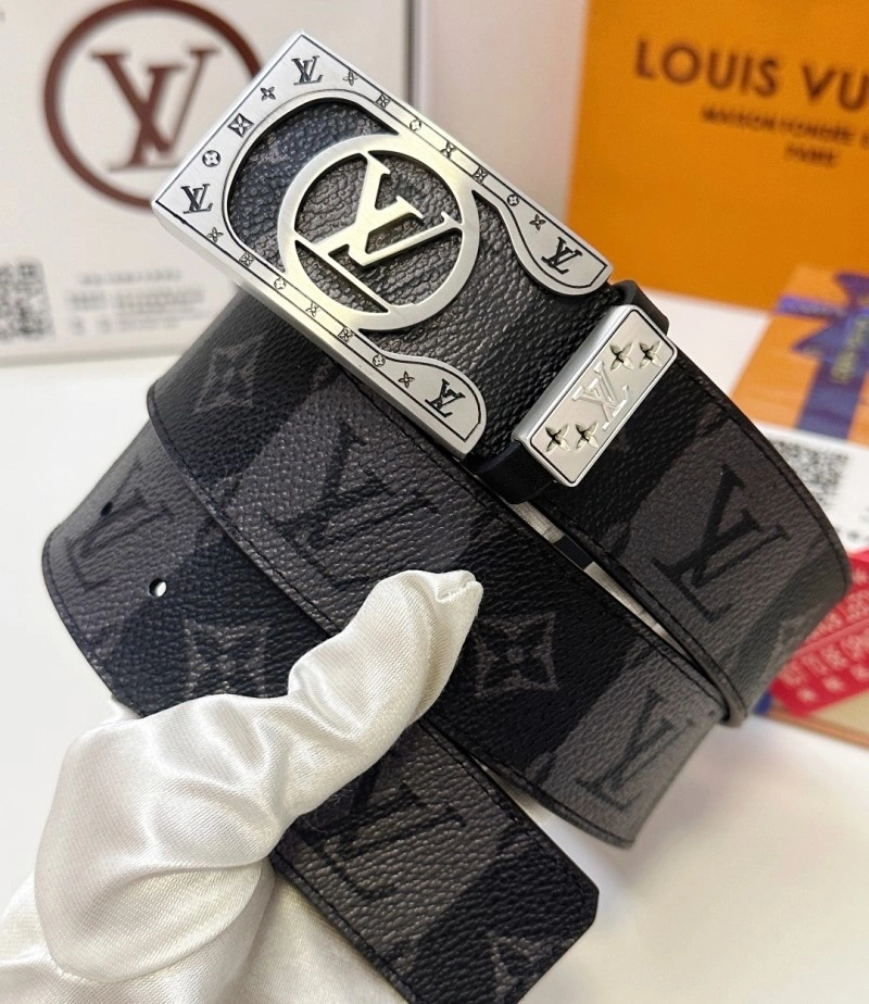 Packable Louis Vuitton Belts 298921