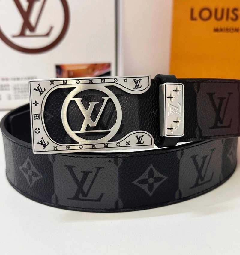 Packable Louis Vuitton Belts 298921