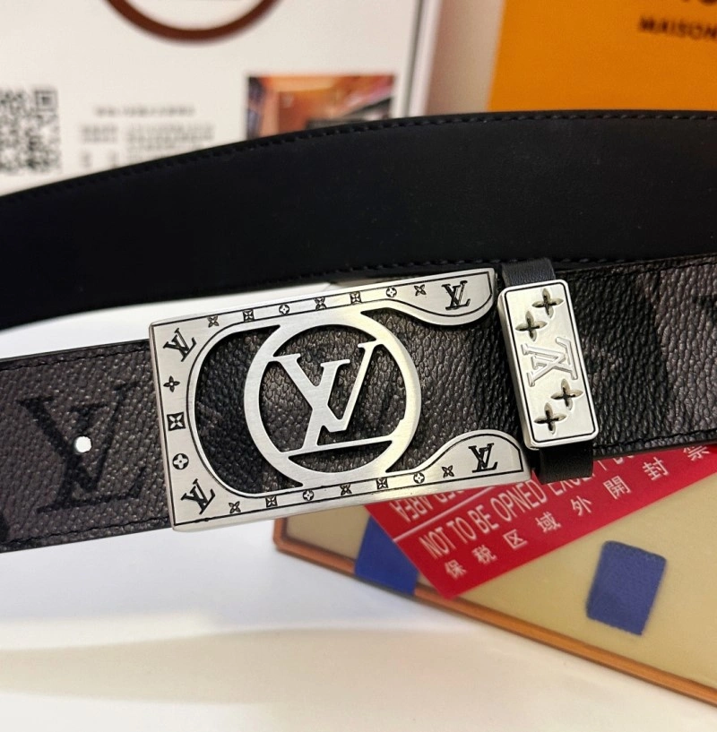 Packable Louis Vuitton Belts 298921