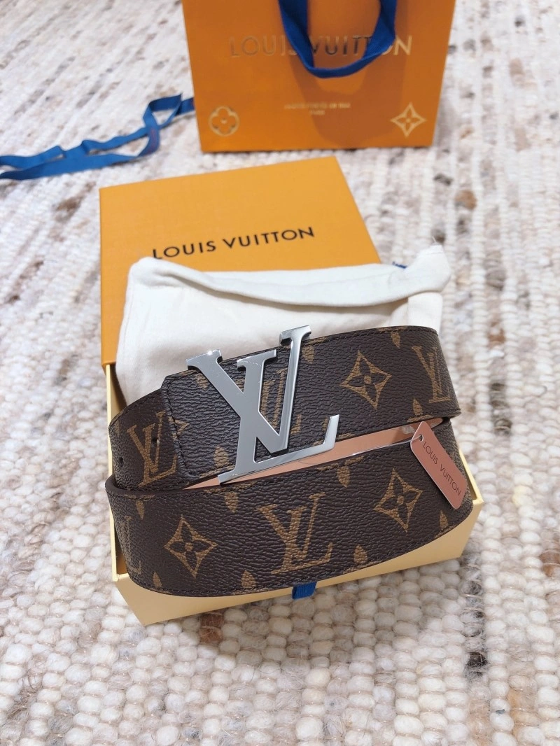 Snug Louis Vuitton Belts 298914