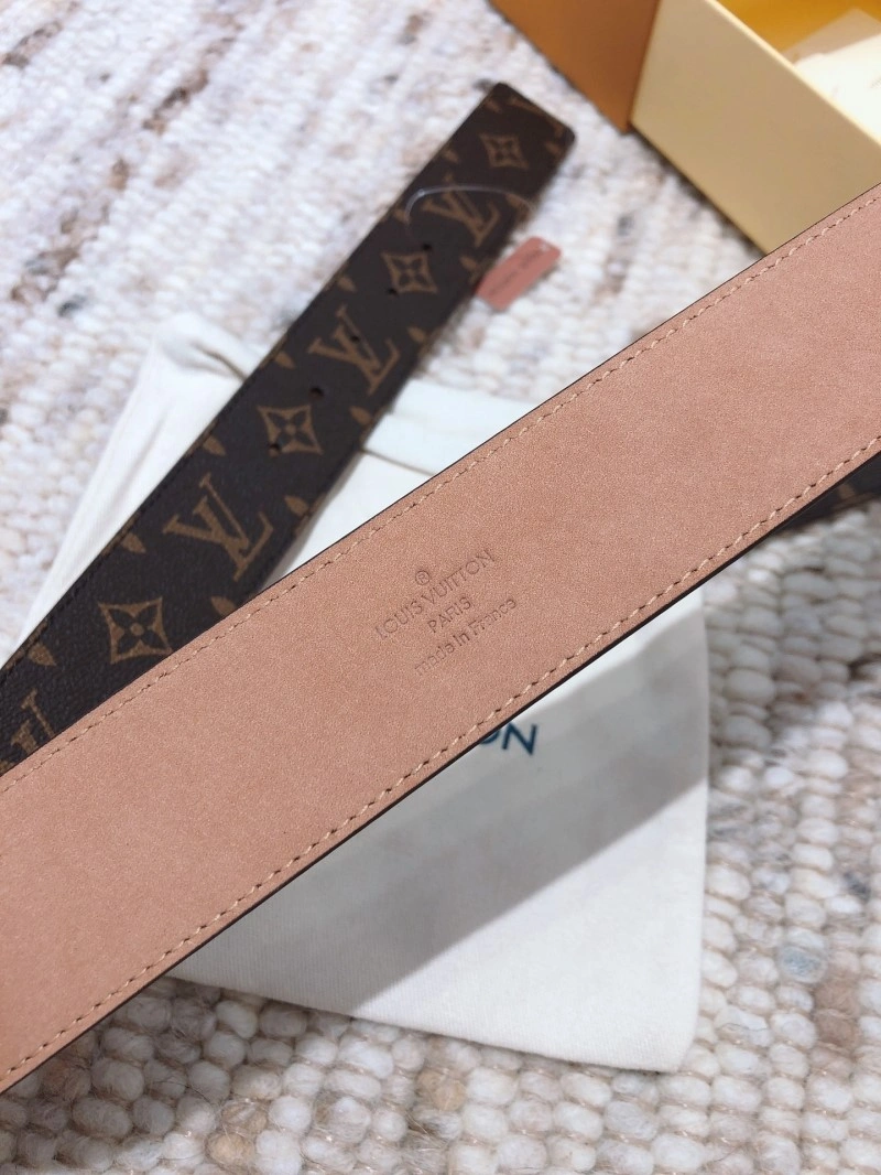 Snug Louis Vuitton Belts 298914