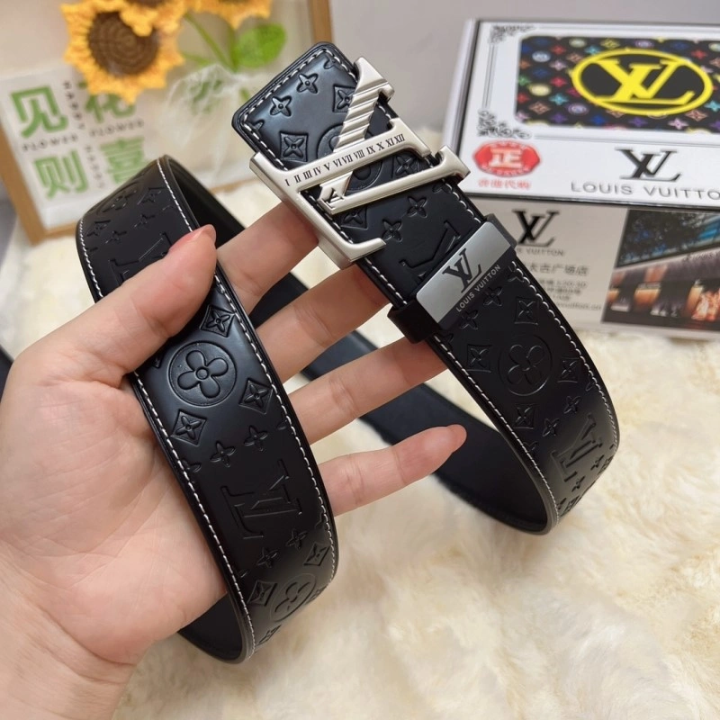 Functional Louis Vuitton Belts 298910