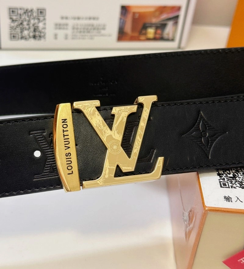 Lightweight Louis Vuitton Belts 298892