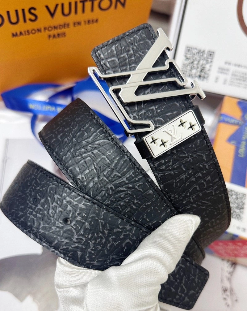 Stylish Louis Vuitton Belts 298881