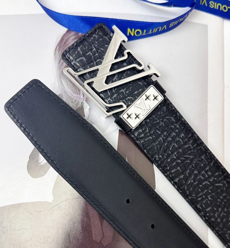 Stylish Louis Vuitton Belts 298881