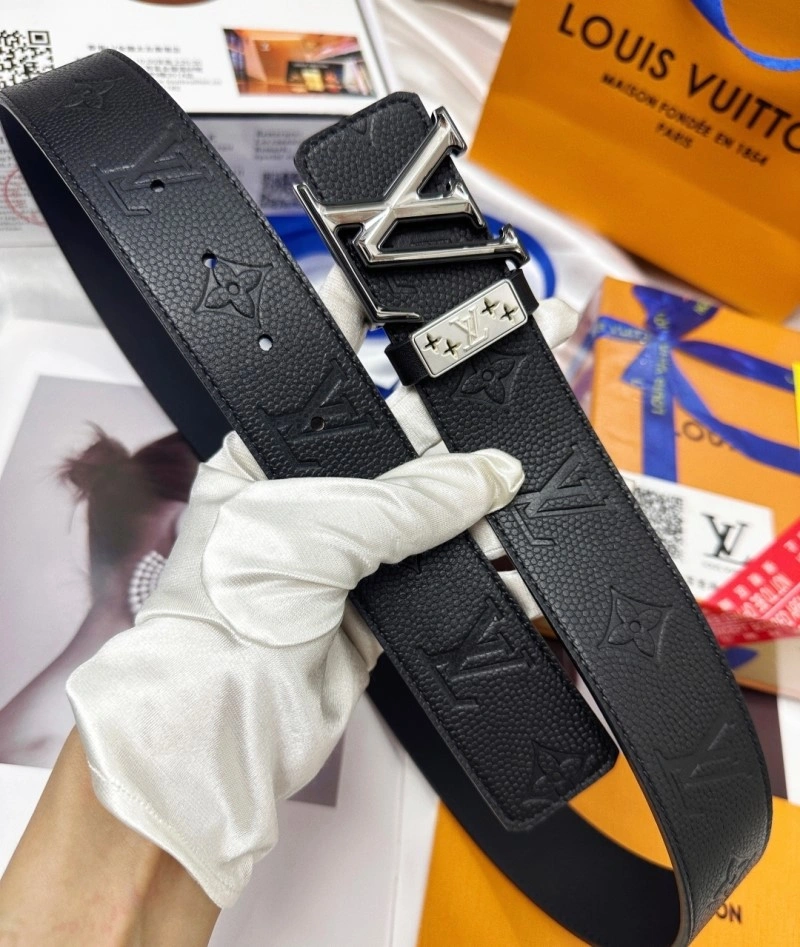 Louis Vuitton Belts Fashionable 298891