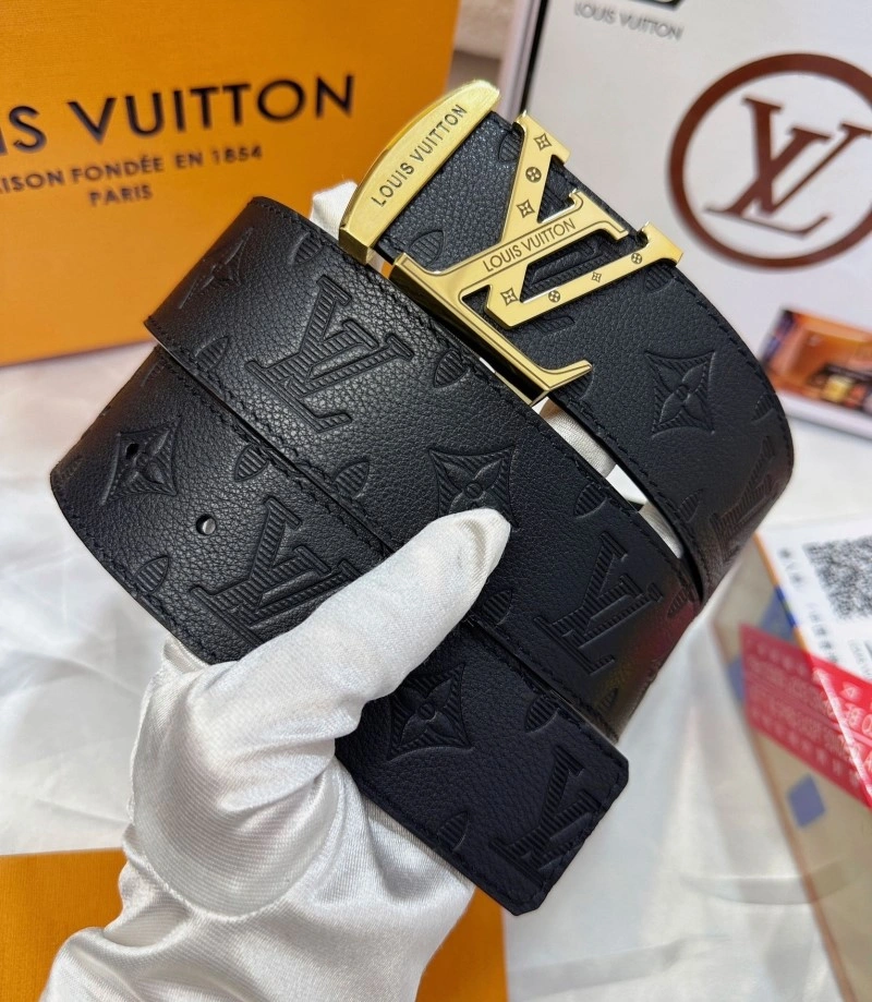 Louis Vuitton Belts ZipUp 298902