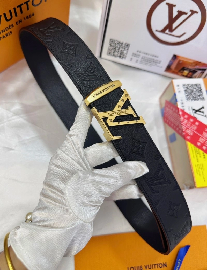 Louis Vuitton Belts ZipUp 298902