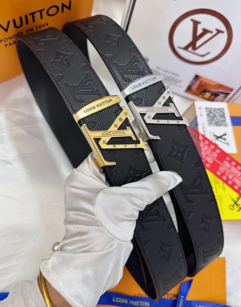 Louis Vuitton Belts ZipUp 298902