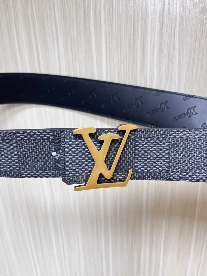 Minimalist Louis Vuitton Belts 298872