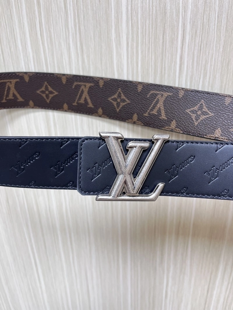Lightweight Louis Vuitton Belts 298871