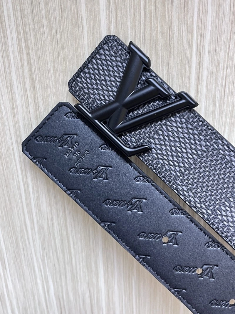 Modern Louis Vuitton Belts 298869