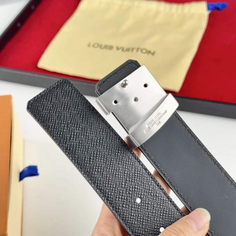 Effortless Louis Vuitton Belts 298804