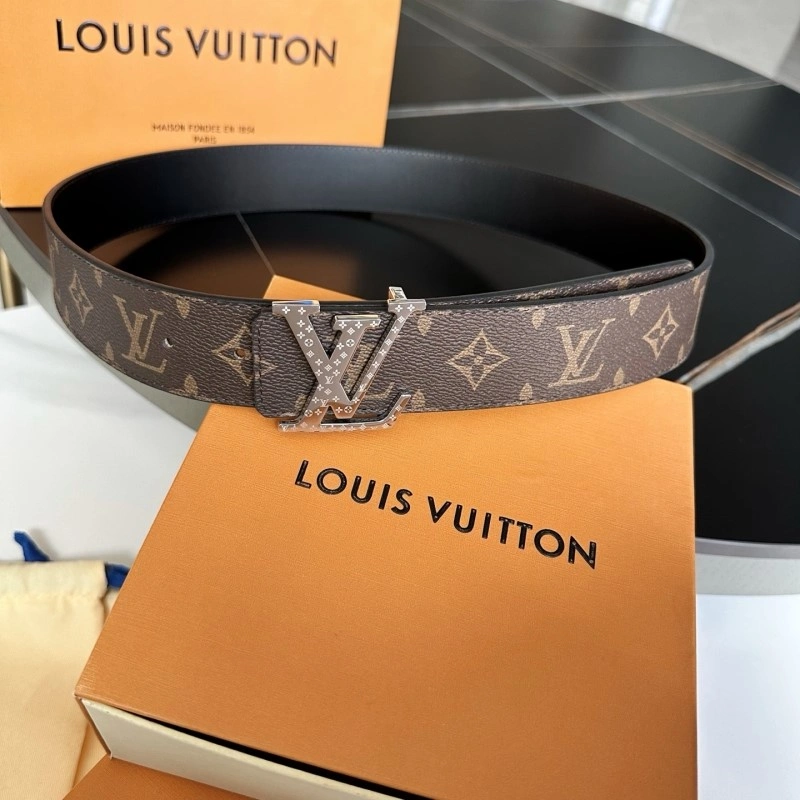 UrbanChic Louis Vuitton Belts 298787