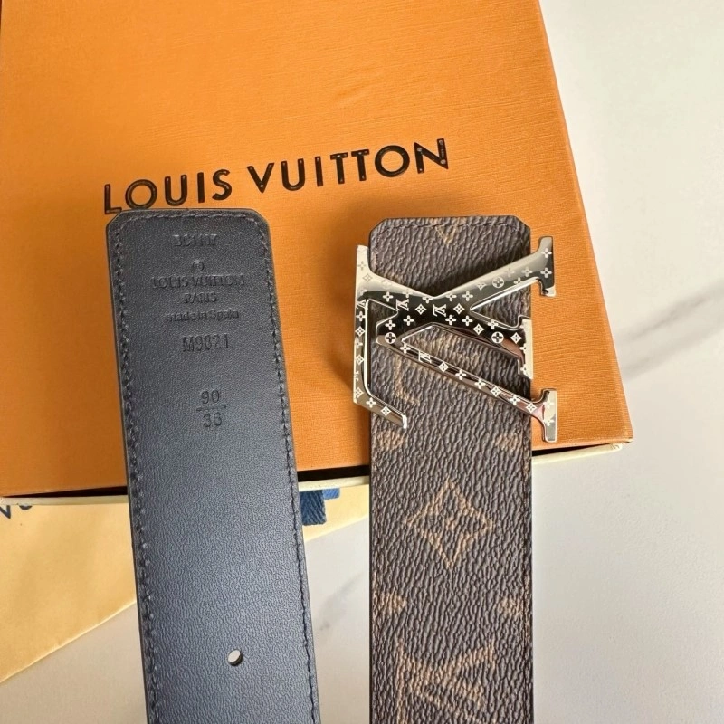 UrbanChic Louis Vuitton Belts 298787