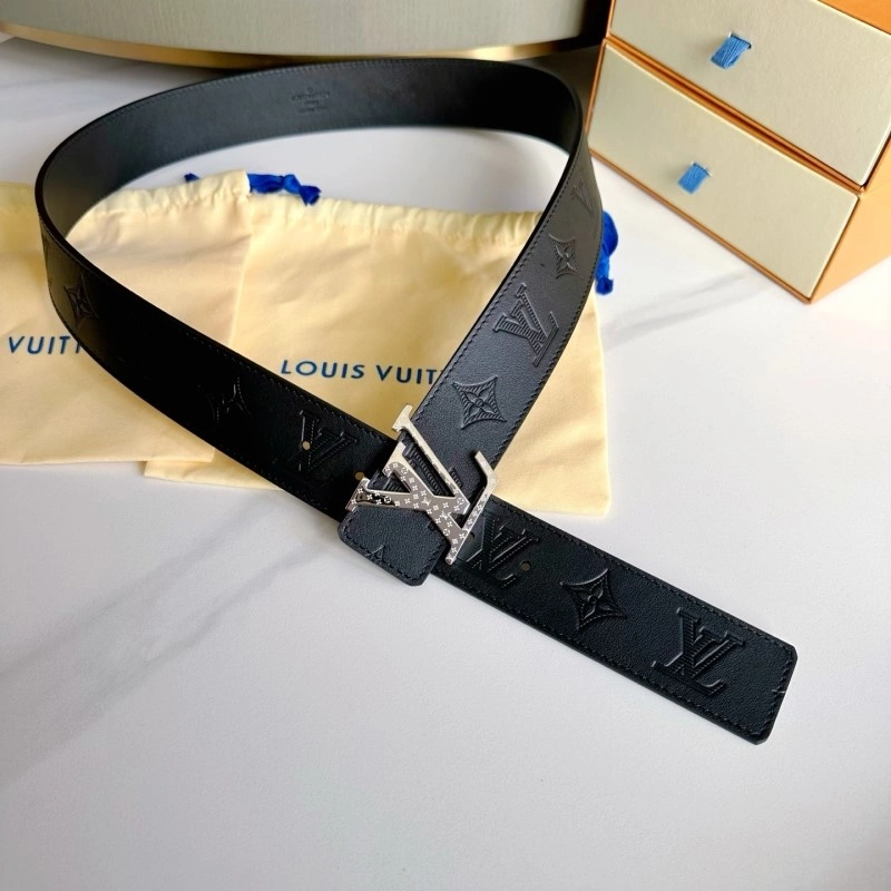 Practical Louis Vuitton Belts 298783