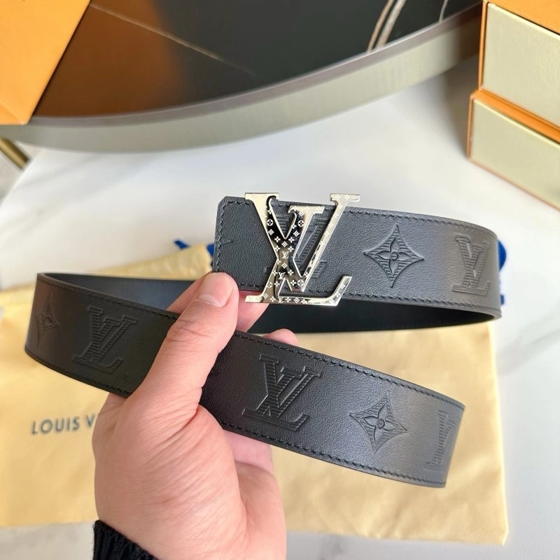 Practical Louis Vuitton Belts 298783