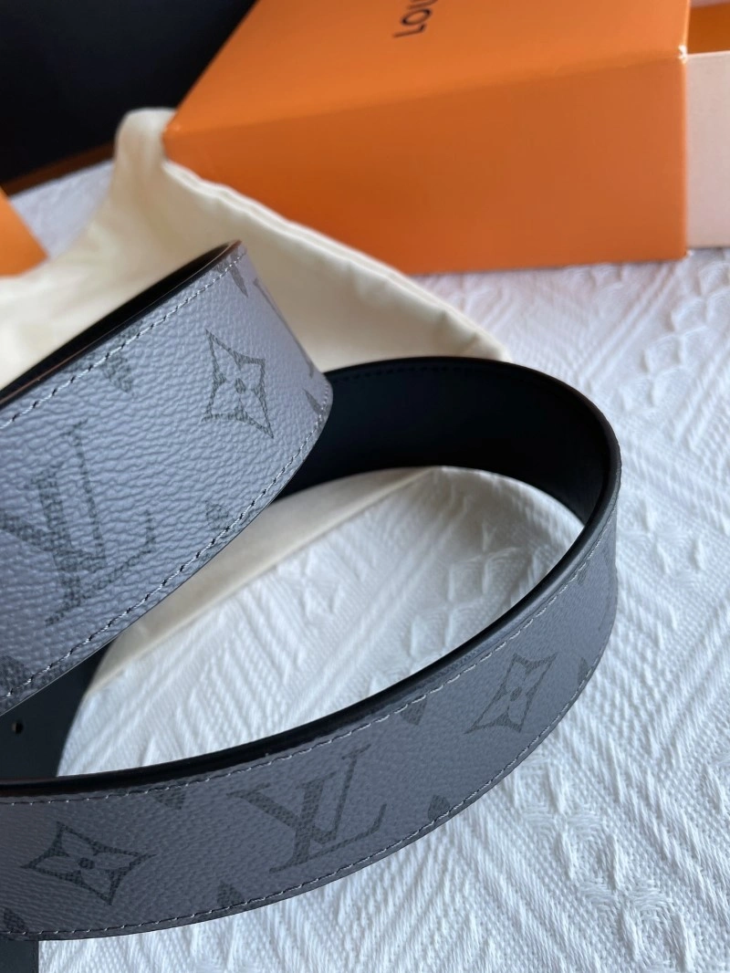 SmoothTexture Louis Vuitton Belts 298770