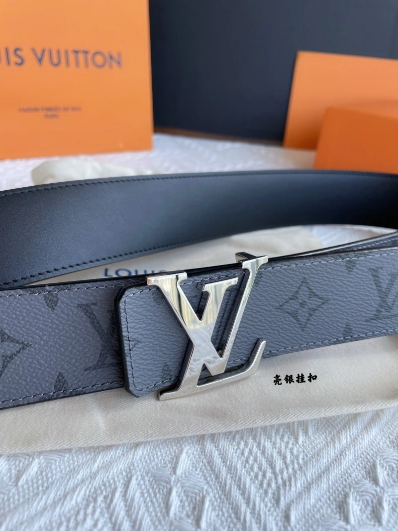 SmoothTexture Louis Vuitton Belts 298770