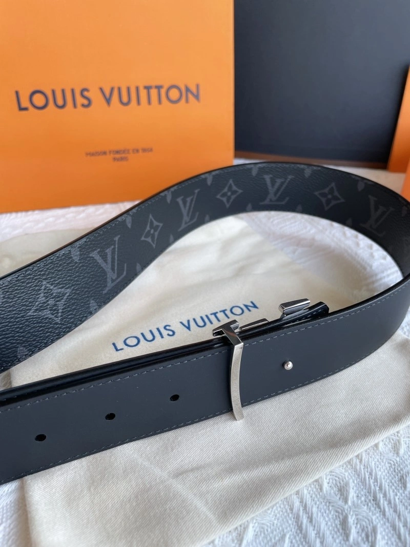 ZipUp Louis Vuitton Belts 298766