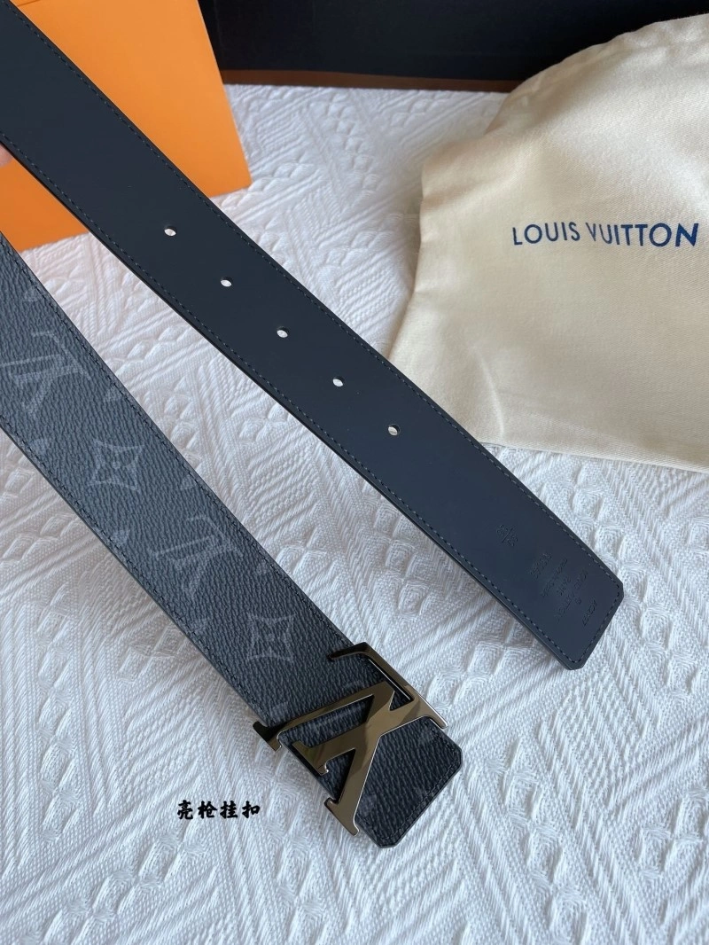 Bold Louis Vuitton Belts 298757