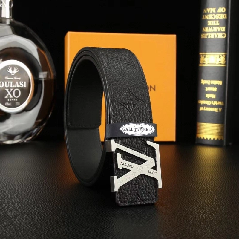 Lightweight Louis Vuitton Belts 298782