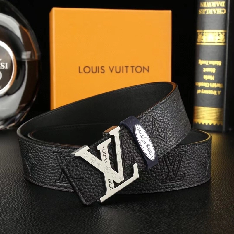 Lightweight Louis Vuitton Belts 298782